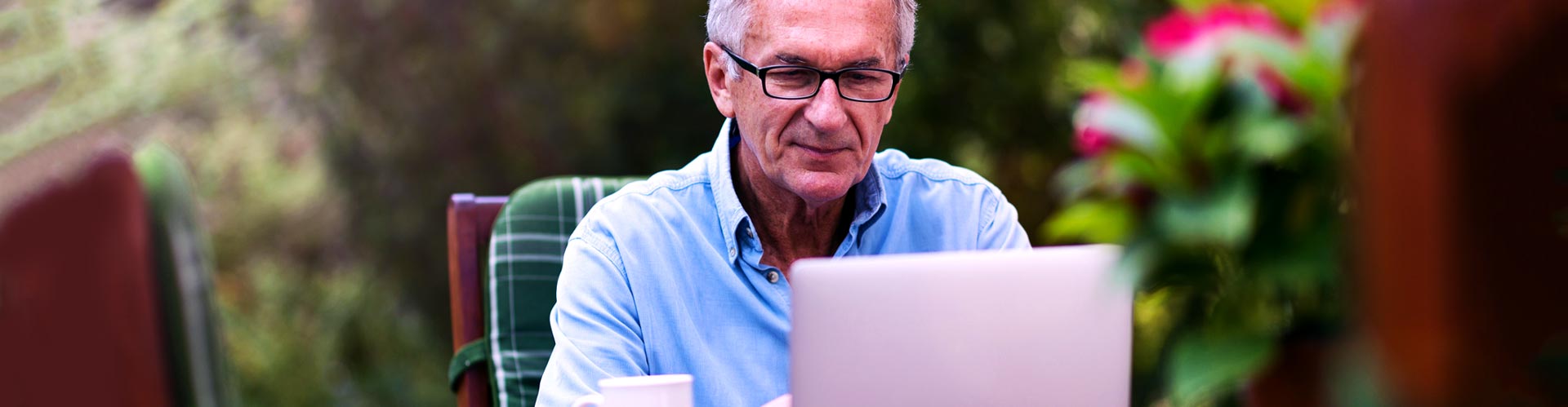 Senior with laptop